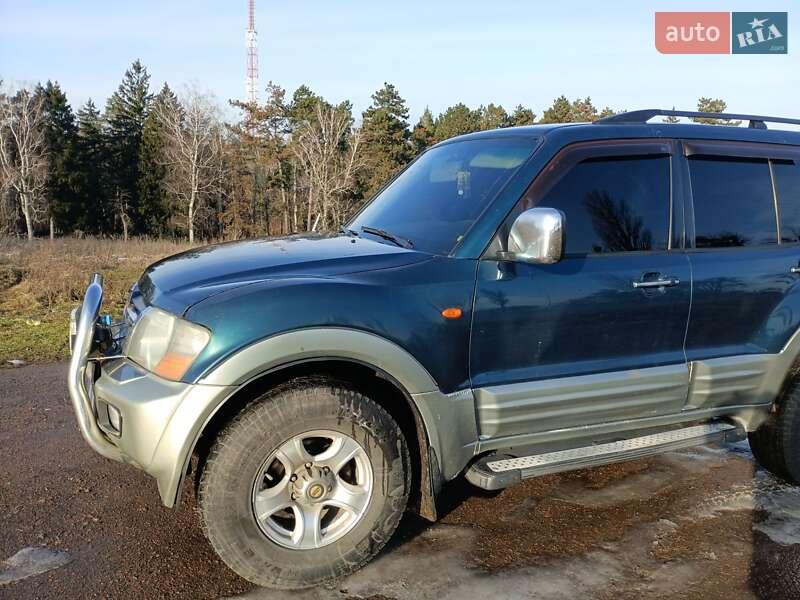 Внедорожник / Кроссовер Mitsubishi Pajero Wagon 2001 в Тростянце