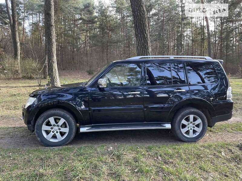 Внедорожник / Кроссовер Mitsubishi Pajero Wagon 2008 в Тернополе