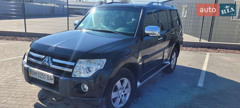 Внедорожник / Кроссовер Mitsubishi Pajero Wagon 2008 в Житомире фото 5 Внедорожник / Кроссовер Mitsubishi Pajero Wagon 2008 в Житомире