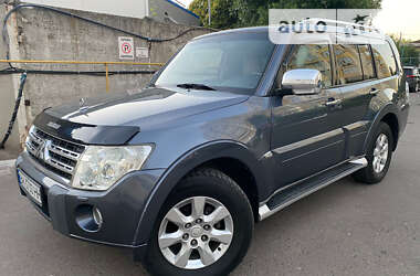 Внедорожник / Кроссовер Mitsubishi Pajero Wagon 2009 в Одессе