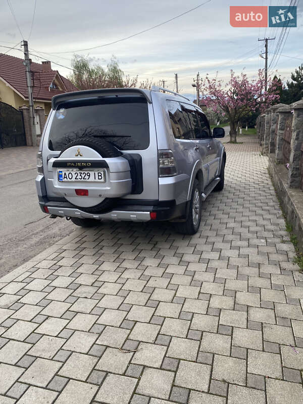 Внедорожник / Кроссовер Mitsubishi Pajero Wagon 2008 в Ужгороде