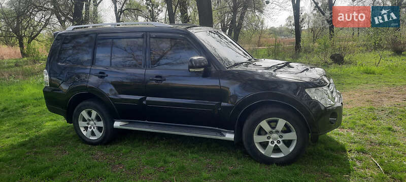 Внедорожник / Кроссовер Mitsubishi Pajero Wagon 2008 в Харькове