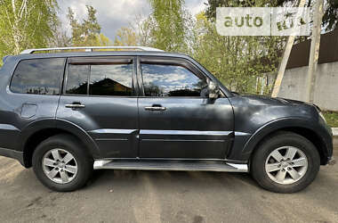 Внедорожник / Кроссовер Mitsubishi Pajero Wagon 2008 в Киеве