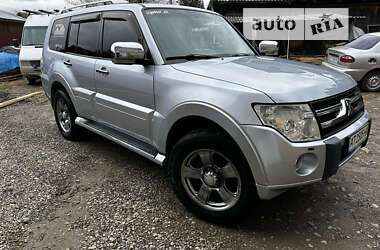 Внедорожник / Кроссовер Mitsubishi Pajero Wagon 2007 в 