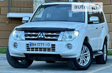 Позашляховик / Кросовер Mitsubishi Pajero Wagon 2013 в Одесі