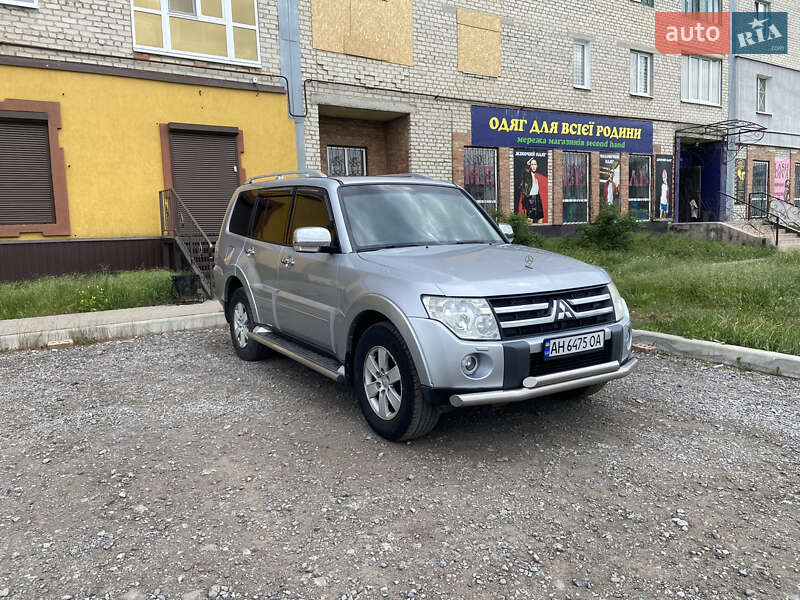 Внедорожник / Кроссовер Mitsubishi Pajero Wagon 2008 в Вишневом
