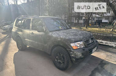 Внедорожник / Кроссовер Mitsubishi Pajero Wagon 2004 в Ужгороде