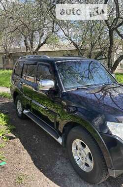 Внедорожник / Кроссовер Mitsubishi Pajero Wagon 2007 в 
