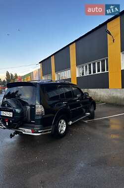 Позашляховик / Кросовер Mitsubishi Pajero Wagon 2007 в 