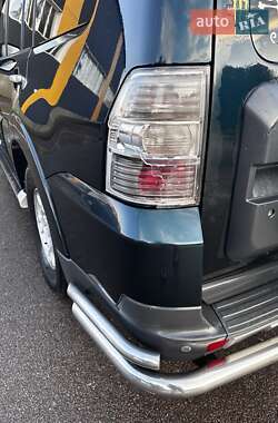 Позашляховик / Кросовер Mitsubishi Pajero Wagon 2007 в 