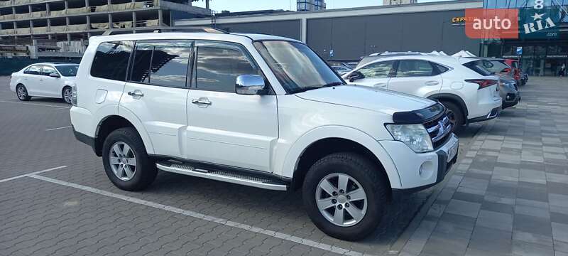 Внедорожник / Кроссовер Mitsubishi Pajero Wagon 2008 в Киеве