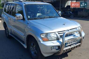 Внедорожник / Кроссовер Mitsubishi Pajero Wagon 2005 в Киеве