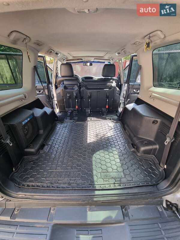 Позашляховик / Кросовер Mitsubishi Pajero Wagon 2008 в Києві