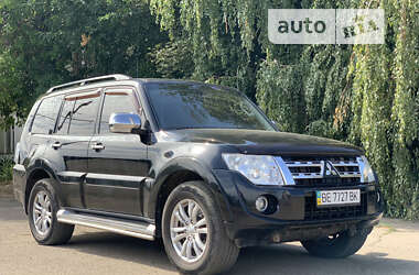 Внедорожник / Кроссовер Mitsubishi Pajero Wagon 2012 в Николаеве