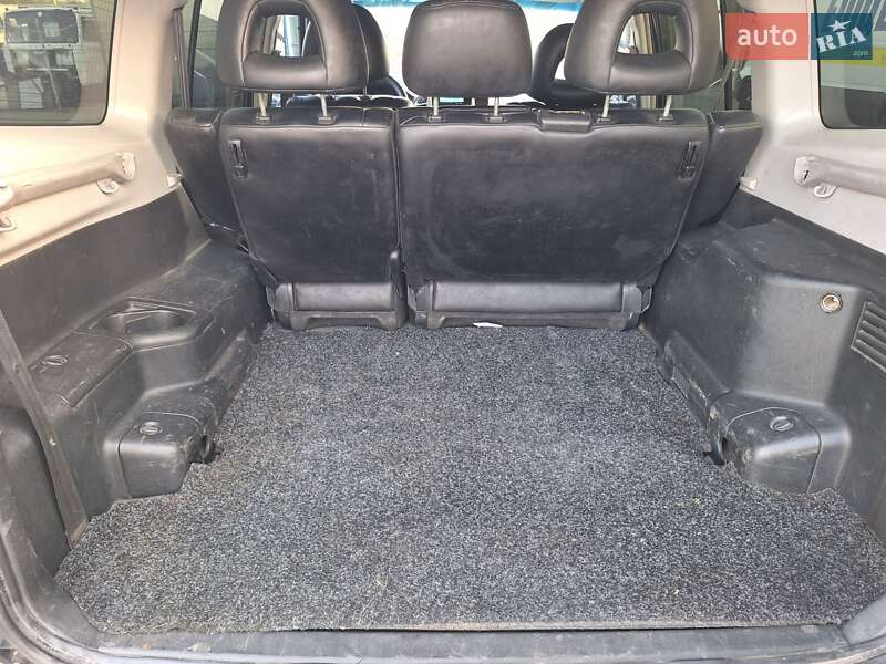 Позашляховик / Кросовер Mitsubishi Pajero Wagon 2004 в Києві