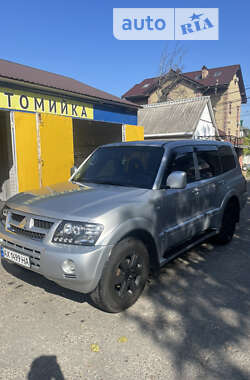 Позашляховик / Кросовер Mitsubishi Pajero Wagon 2006 в Києві