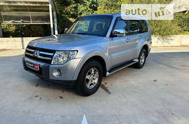 Внедорожник / Кроссовер Mitsubishi Pajero Wagon 2008 в Киеве