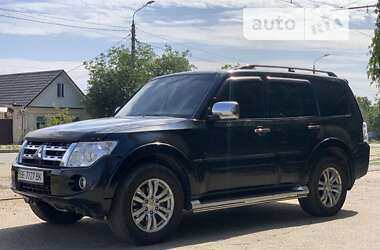 Внедорожник / Кроссовер Mitsubishi Pajero Wagon 2012 в Николаеве