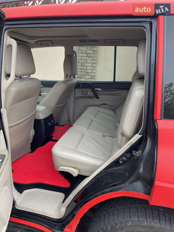 Внедорожник / Кроссовер Mitsubishi Pajero Wagon 2008 в Киеве