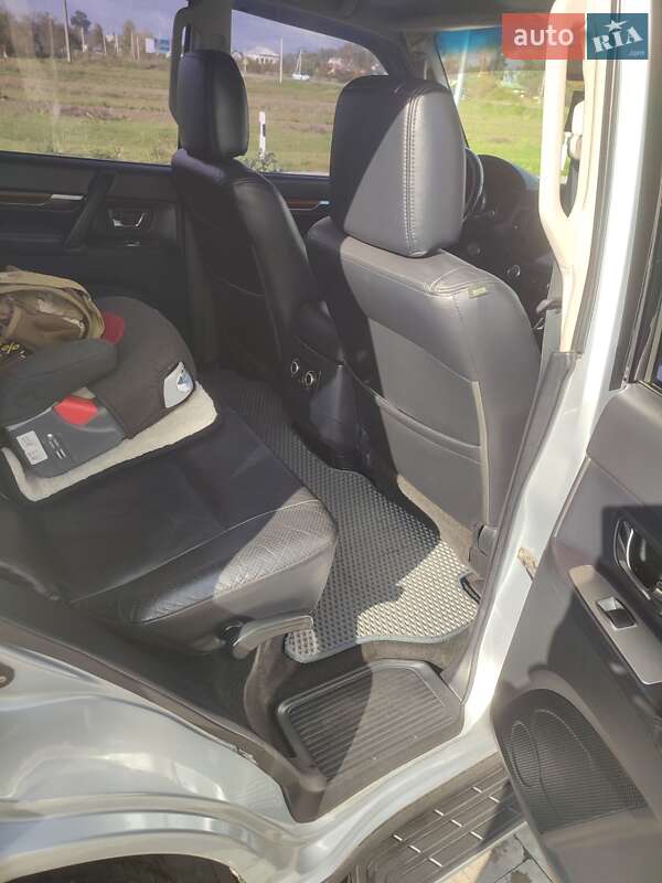 Внедорожник / Кроссовер Mitsubishi Pajero Wagon 2007 в Львове