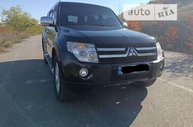 Позашляховик / Кросовер Mitsubishi Pajero Wagon 2011 в Львові