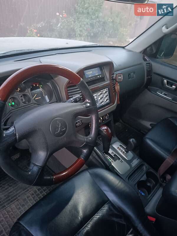Внедорожник / Кроссовер Mitsubishi Pajero Wagon 2005 в Лозовой