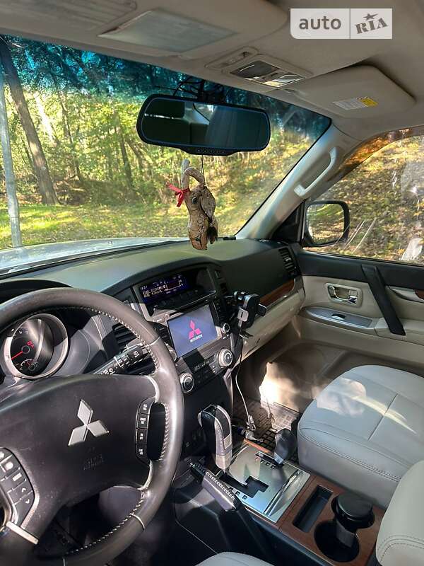 Внедорожник / Кроссовер Mitsubishi Pajero Wagon 2008 в Черновцах
