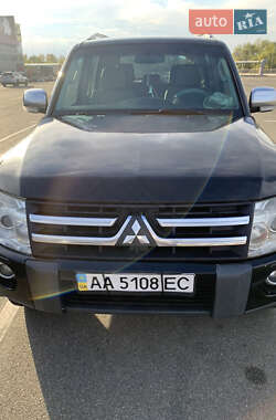 Позашляховик / Кросовер Mitsubishi Pajero Wagon 2007 в Києві