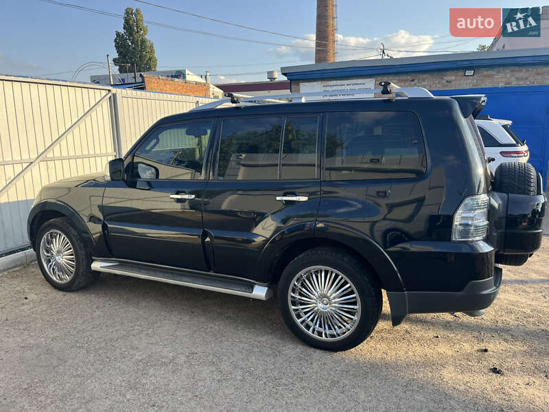 Позашляховик / Кросовер Mitsubishi Pajero Wagon 2008 в Черкасах