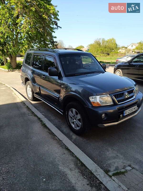 Позашляховик / Кросовер Mitsubishi Pajero Wagon 2006 в Києві