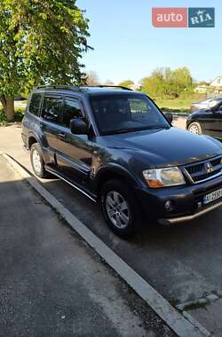 Позашляховик / Кросовер Mitsubishi Pajero Wagon 2006 в Києві