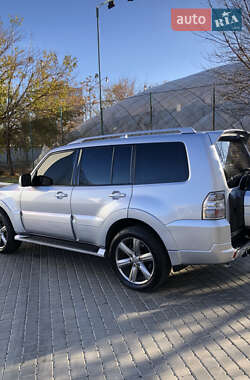 Позашляховик / Кросовер Mitsubishi Pajero Wagon 2007 в Одесі