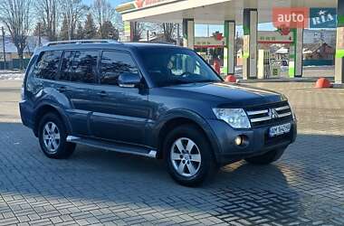 Внедорожник / Кроссовер Mitsubishi Pajero Wagon 2007 в Житомире