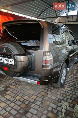 Внедорожник / Кроссовер Mitsubishi Pajero Wagon 2010 в Николаеве