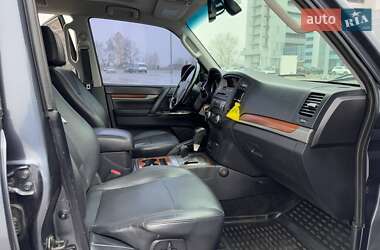 Позашляховик / Кросовер Mitsubishi Pajero Wagon 2010 в Києві