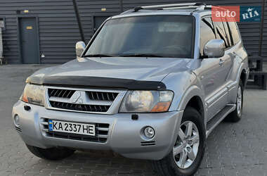 Позашляховик / Кросовер Mitsubishi Pajero Wagon 2004 в Києві