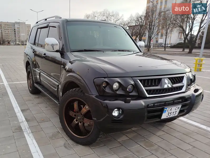 Mitsubishi Pajero Wagon