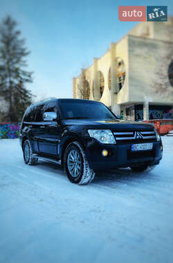 Позашляховик / Кросовер Mitsubishi Pajero Wagon 2007 в Львові