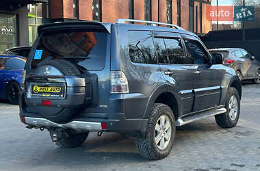 Внедорожник / Кроссовер Mitsubishi Pajero Wagon 2008 в 