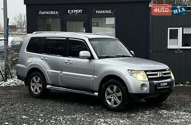 Позашляховик / Кросовер Mitsubishi Pajero Wagon 2007 в Львові