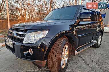 Позашляховик / Кросовер Mitsubishi Pajero Wagon 2008 в 