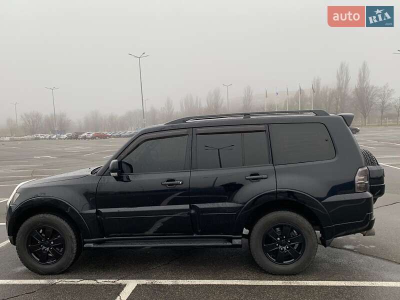 Внедорожник / Кроссовер Mitsubishi Pajero Wagon 2008 в Днепре
