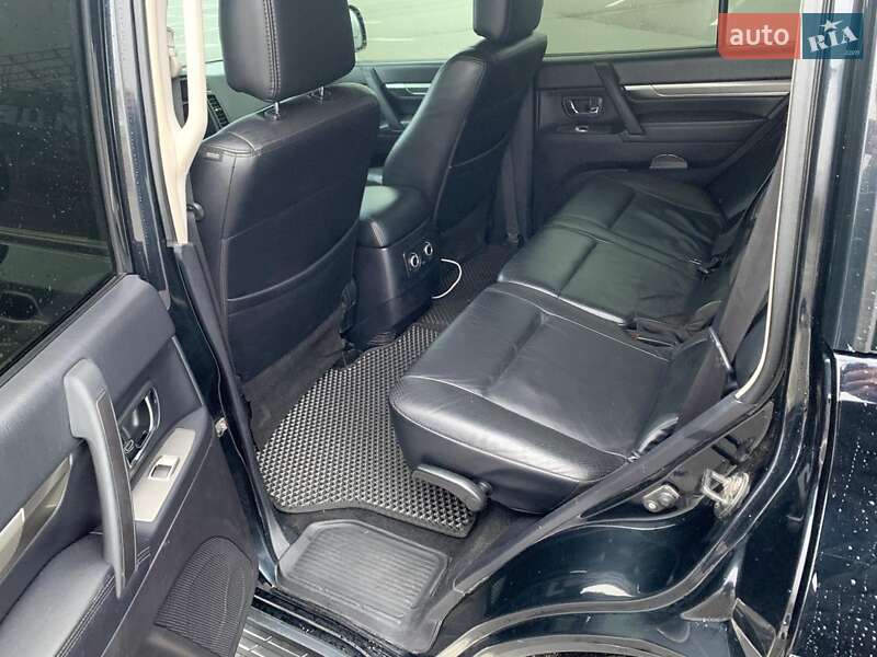 Внедорожник / Кроссовер Mitsubishi Pajero Wagon 2008 в Днепре
