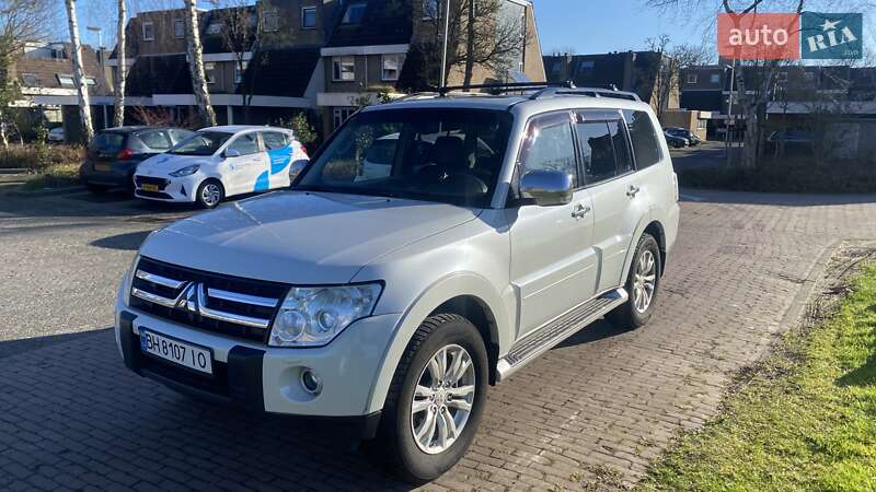 Позашляховик / Кросовер Mitsubishi Pajero Wagon 2008 в Одесі