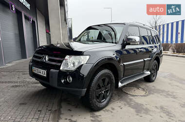 Позашляховик / Кросовер Mitsubishi Pajero Wagon 2008 в Києві