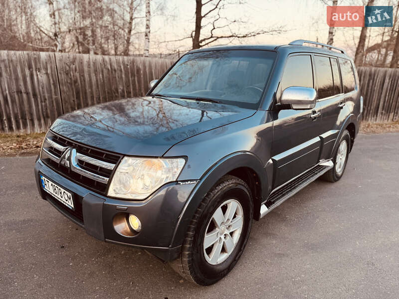 Позашляховик / Кросовер Mitsubishi Pajero Wagon 2008 в Долині