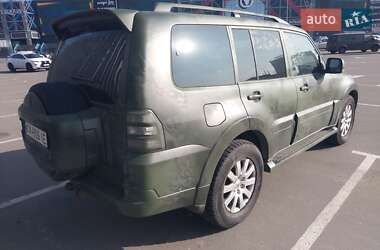 Внедорожник / Кроссовер Mitsubishi Pajero Wagon 2012 в Киеве