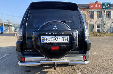 Внедорожник / Кроссовер Mitsubishi Pajero Wagon 2007 в Новояворовске