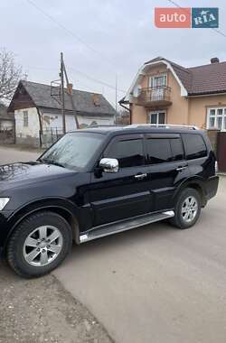 Внедорожник / Кроссовер Mitsubishi Pajero Wagon 2008 в 