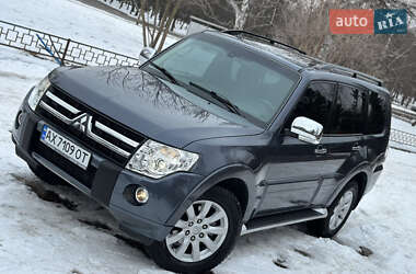 Позашляховик / Кросовер Mitsubishi Pajero Wagon 2010 в Харкові